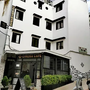 cine-house.hotelfesmorocco.com/
